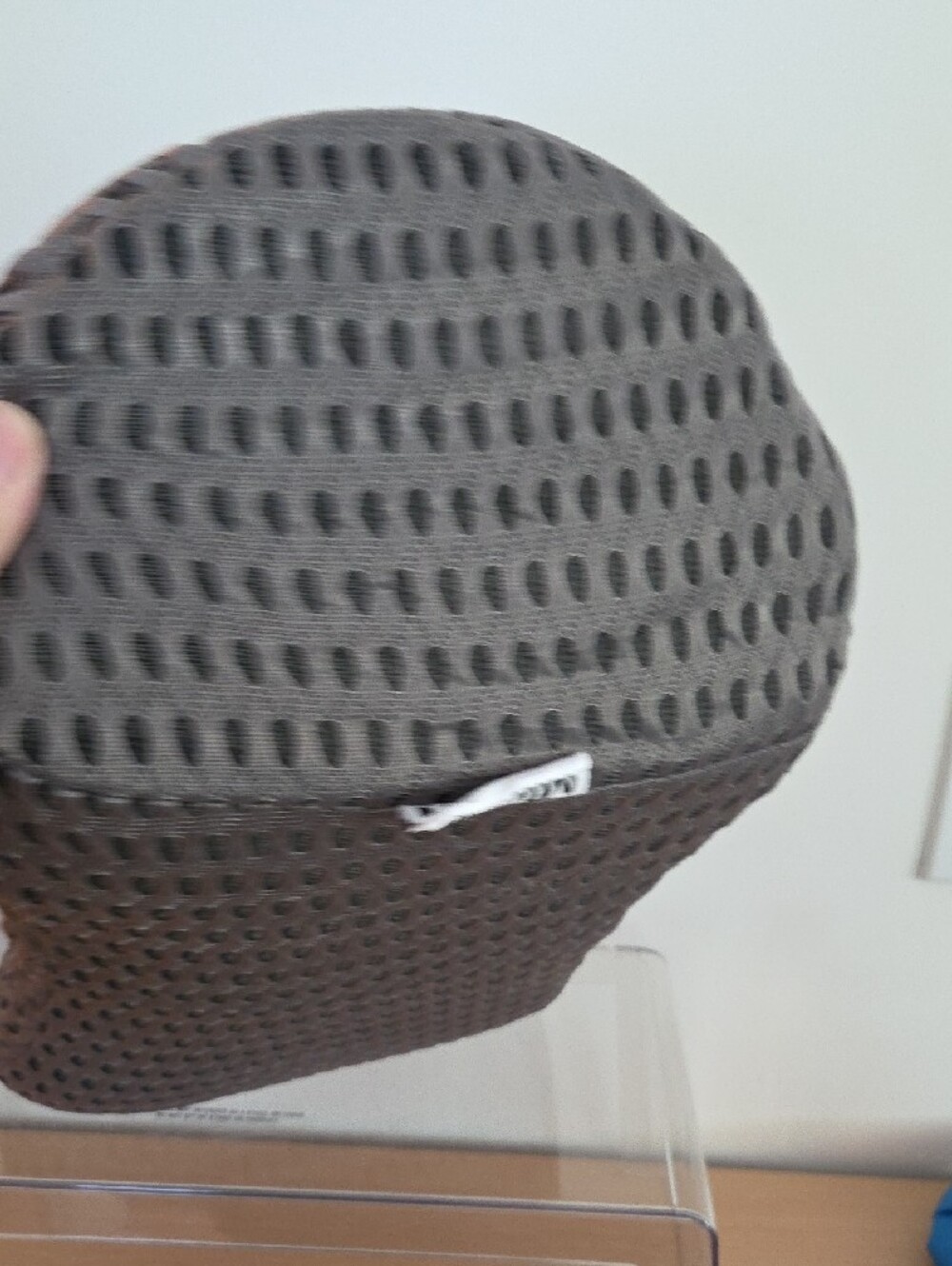 Gray Contour Support Pillow - Breathable Mesh Lumbar Cushion - Picture 3 of 4